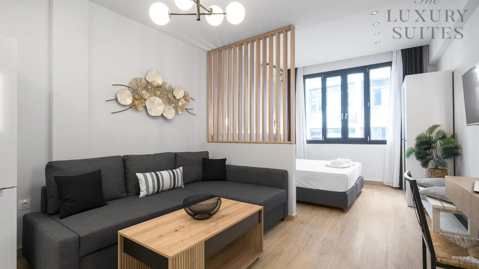 Maison Cristal, The Luxury Suites Thessaloniki Apartment